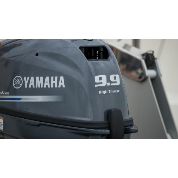 Izvenkrmni motor Yamaha FT9.9L          