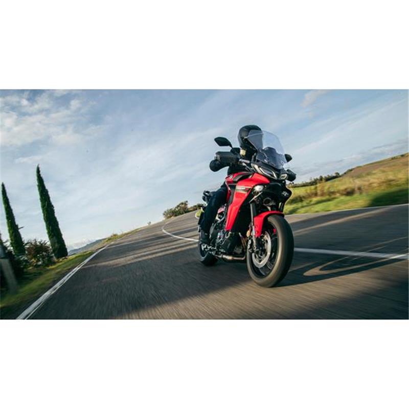 Yamaha Tracer 9 (2022)