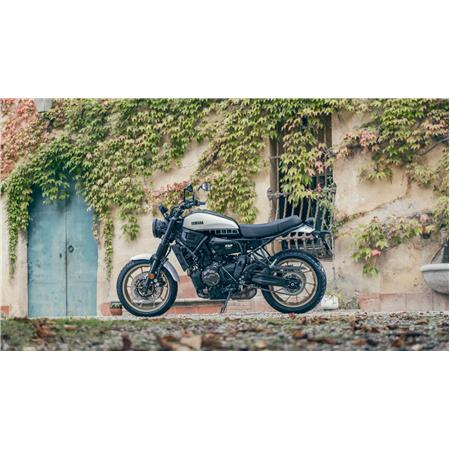 Yamaha XSR700 Legacy (2024)