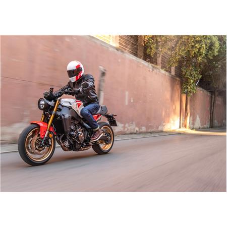 Yamaha XSR900 (2025)