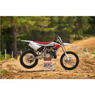 Yamaha YZ250 (modelno leto 2026)