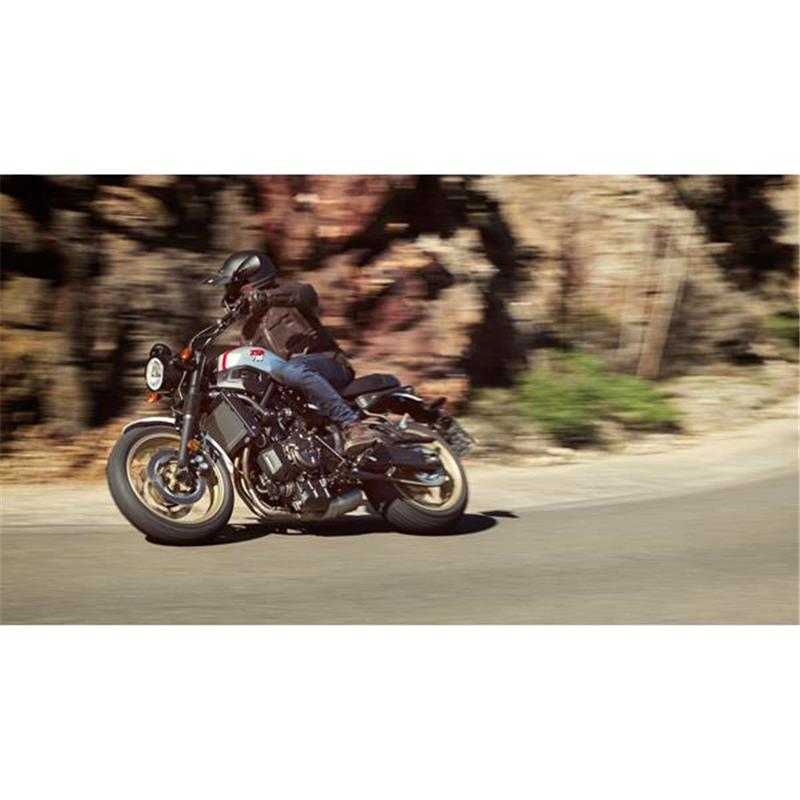 Yamaha XSR700 Xtribute (2021)