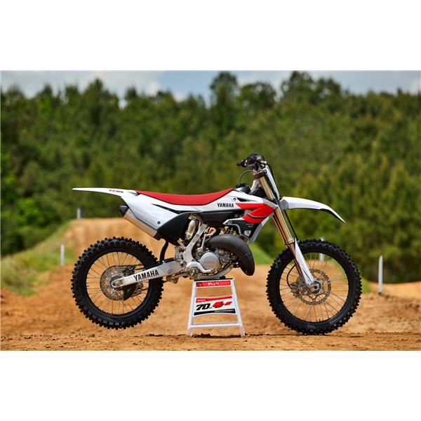 Yamaha YZ125 (modelno leto 2026)