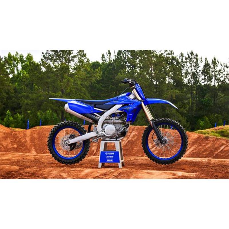 Yamaha YZ450F (2022)