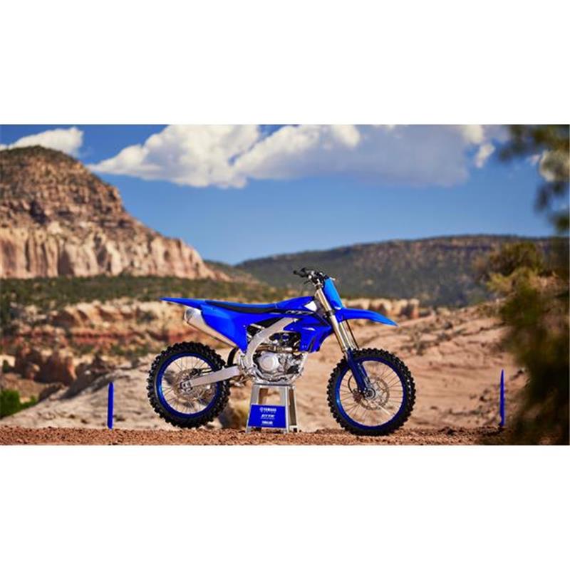 Yamaha YZ450F (2023)