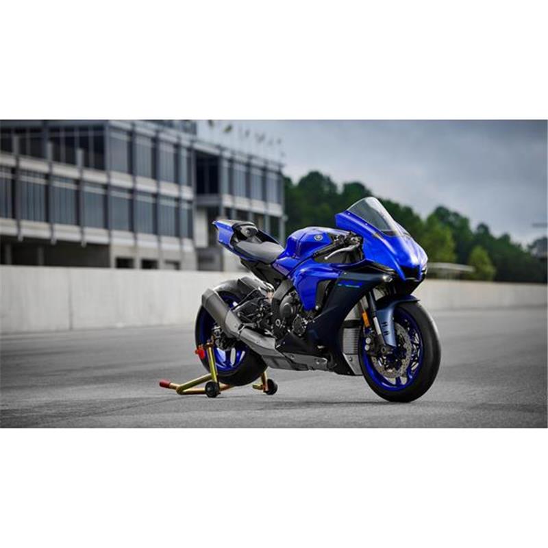 Yamaha YZF-R1 (2022)