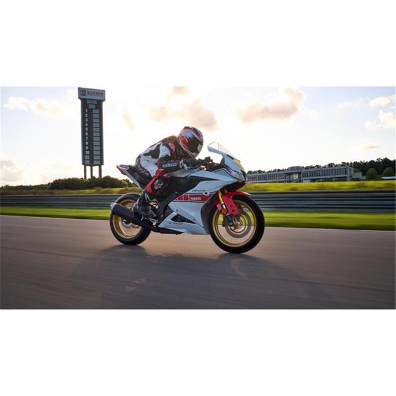 Yamaha R125 World GP 60th Anniversary