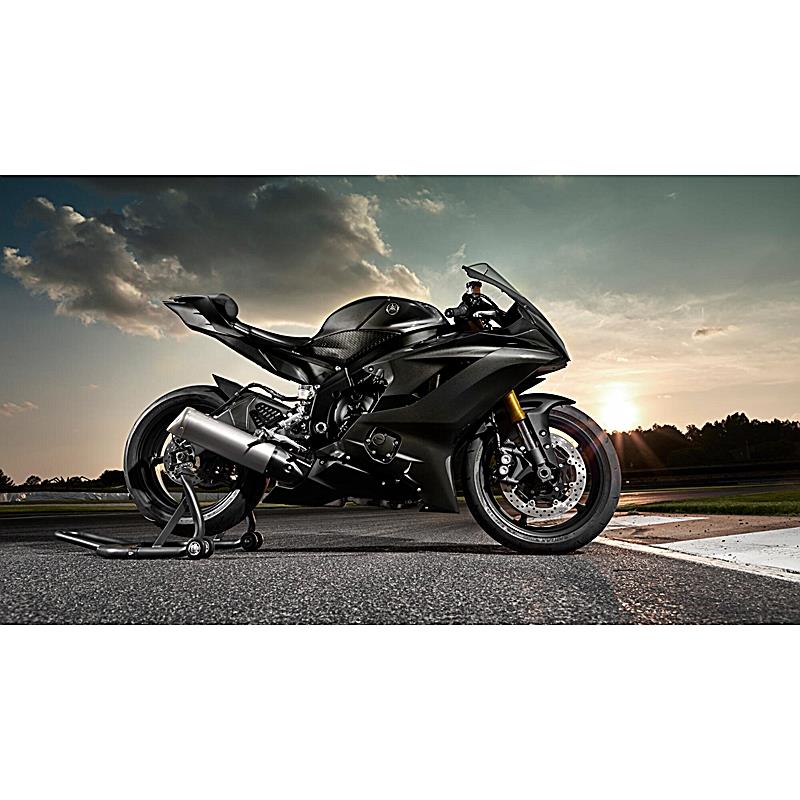 Yamaha YZF-R6 RACE (2023)