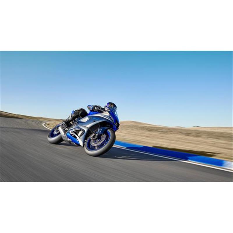 Yamaha YZF-R7 (2022)