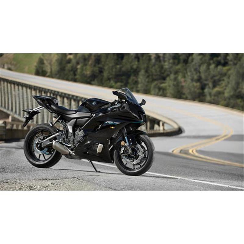 Yamaha YZF-R7 (2022)